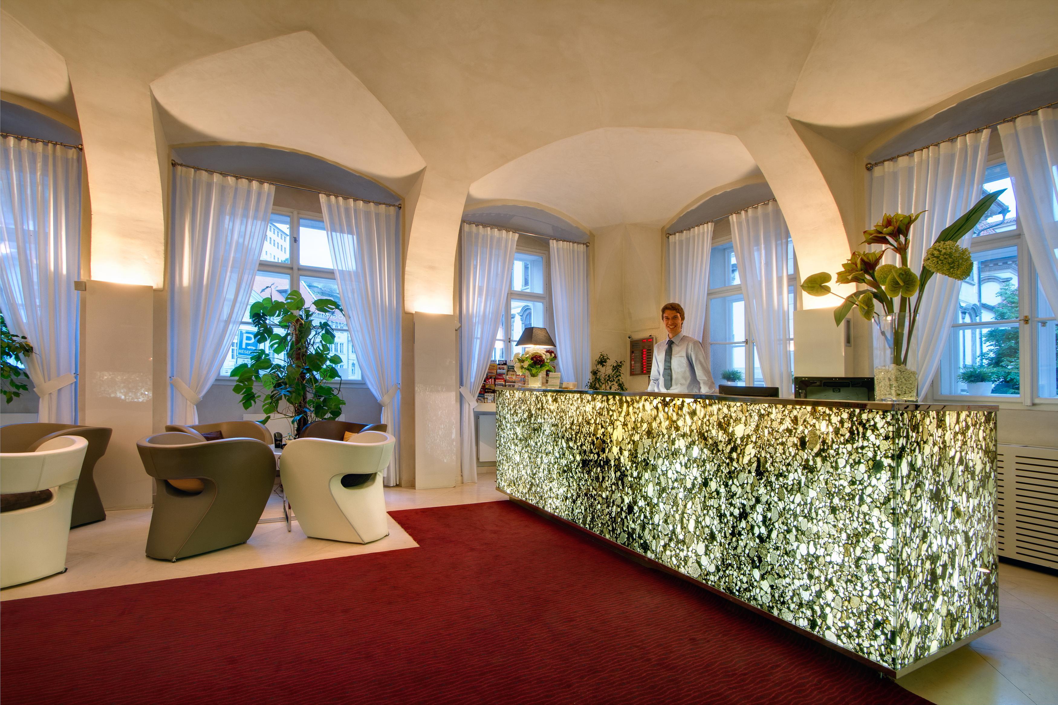Three Storks Otel Prag Dış mekan fotoğraf Reception area